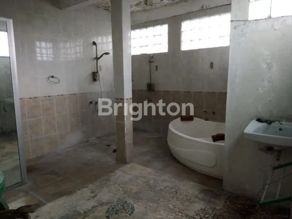 image RUMAH SIAP HUNI 3 LANTAI DI DAERAH JANGLI (5)