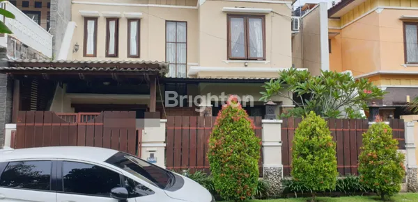 image RUMAH MEWAH SIAP HUNI JALAN JIMBARAN LOKASI STRATEGIS (1)