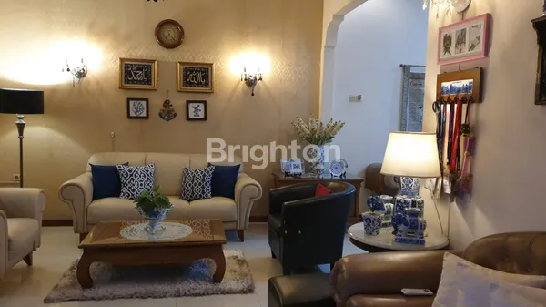 image RUMAH MEWAH SIAP HUNI JALAN JIMBARAN LOKASI STRATEGIS (4)