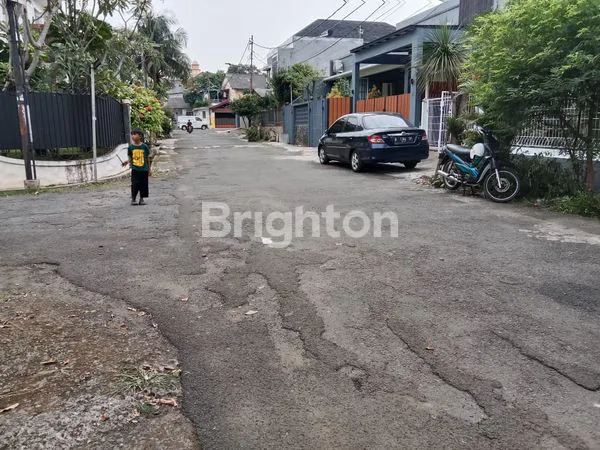 image RUMAH DI WARUNG JATI TIMUR KALIBATA JAKARTA SELATAN (6)