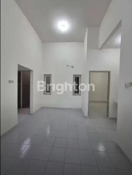 image RUMAH SIAP HUNI DI SERPONG GARDEN CISAUK TANGERANG (3)