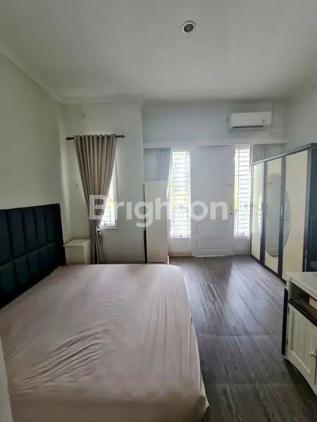 image RUMAH MODERN MINIMALIS DUA LANTAI DIPERUM BALIKPAPAN BARU (4)