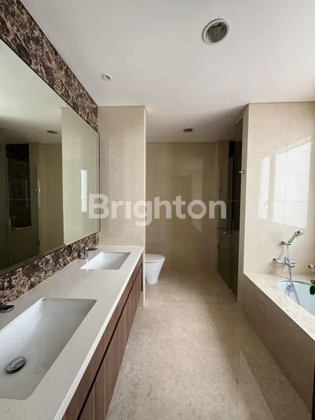 image RUMAH 3 BRAND NEW LANTAI VIEW TAMAN CLUSTER LAKEWOOD NAVAPARK BSD (5)