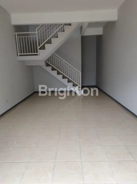 image RUKO 2 LANTAI DI LOKASI EMAS! (6)