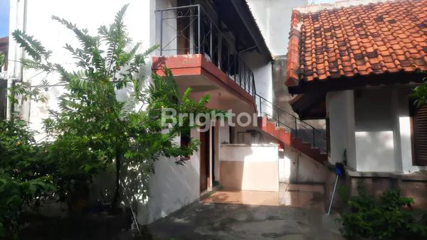 image RUMAH ASRI & LUAS 880 M² DI RENON – COCOK UNTUK HUNIAN NYAMAN DAN INVESTASI JANGKA PANJANG (5)