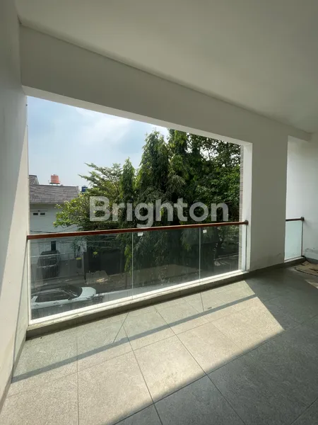 image RUMAH CANTIK BANGUNAN BARU LOKASI PRIME CIPETE JAKARTA SELATAN (7)