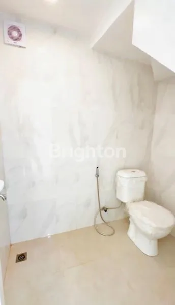 image HUNIAN BARU 2 LANTAI , STRATEGIS DEKAT KOTA & EXIT TOLL SIDOARJOKAHURIPAN NIRWANA (8)