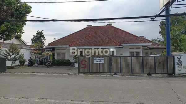 RUMAH KLASIK JAMAN BELANDA DI BOGOR