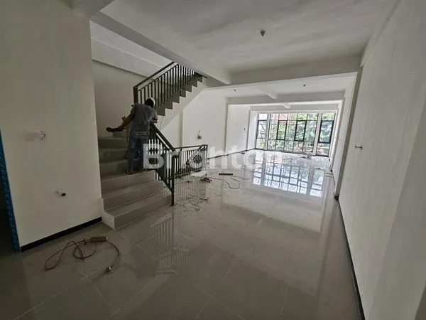 image RUKO BARU DEKAT RAYA MENGANTI WIYUNG SURABAYA BARAT  SEBELUM ROYAL RESIDENCE (5)