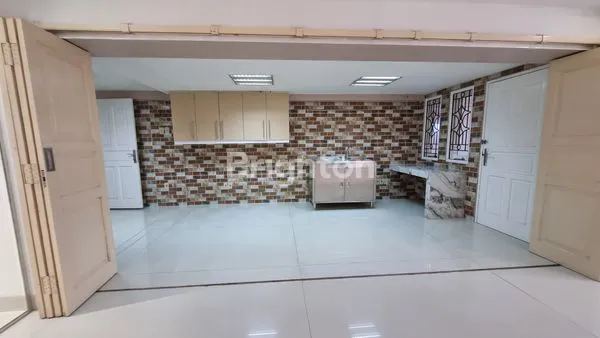 image RUMAH MEWAH TANJUNG DUREN UTARA (2)