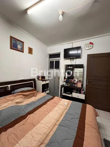 image RUMAH TAMAN RATU SUPER STRATEGIS, LEBAR 10, SUDAH SHM (8)