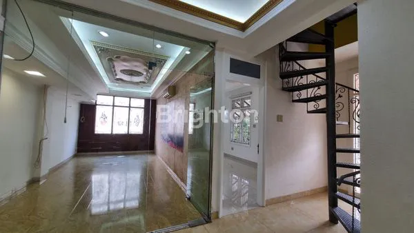 image RUMAH MEWAH TANJUNG DUREN UTARA (3)