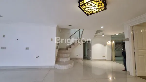 image RUMAH MEWAH TANJUNG DUREN UTARA (4)