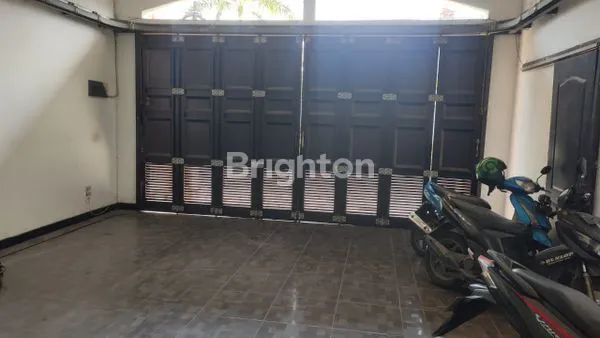 image RUMAH MEWAH 2LT GRESIK (2)