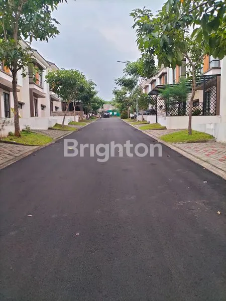 image RUMAH 2 LANTAI DI DANUBE HIGHLAND CITRA SENTUL RAYA (2)