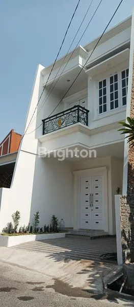 image HUNIAN MEWAH NAN ESTETIS DI CIPAYUNG JAKTIM (2)