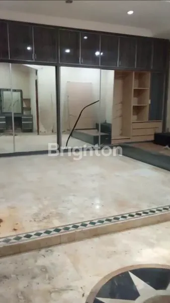 image RUMAH MEWAH SEMARANGBARAT (5)