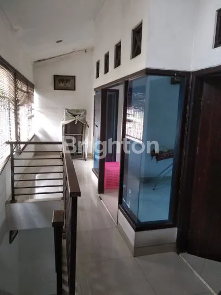 image TURUN HARGA .. DIJUAL RUMAH 2 LANTAI   (4)