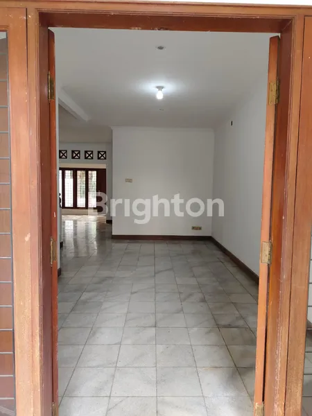 image RUMAH ASRI DI LOKASI CIRENDE (7)