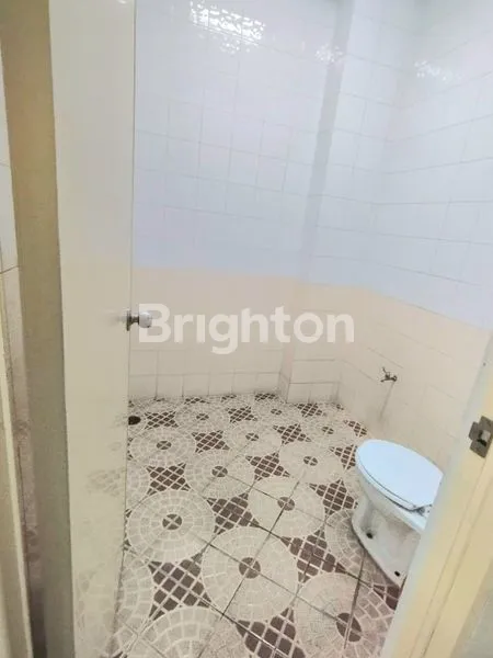 image RUKO PREMIUM 3.5 LANTAI DI GATOT SUBROTO - PUSAT BISNIS BANDUNG (5)