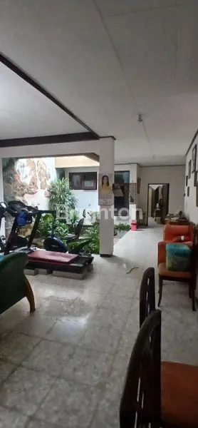 image RUMAH TERAWAT 1.5 LANTAI SELANGKAH GALAXI MALL, UNAIR DAN MERR (3)