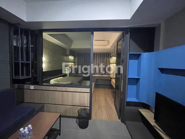 APT. COLLINS BOULEVARD