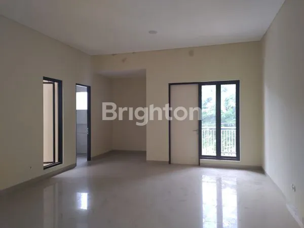 image RUMAH CANTIK MINIMALIS 2LANTAI SIAP HUNI (2)