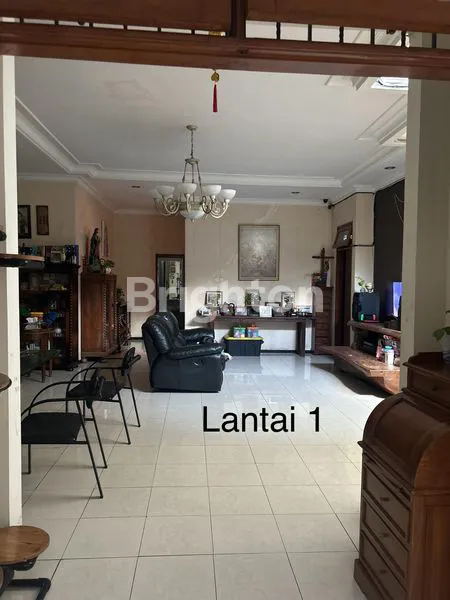 image RUMAH DARMO PERMAI SELATAN (4)