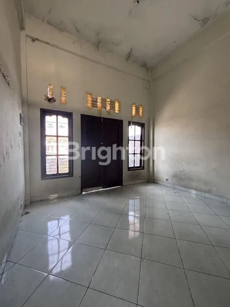 image DISEWAKAN RUKO 2 LANTAI (6)