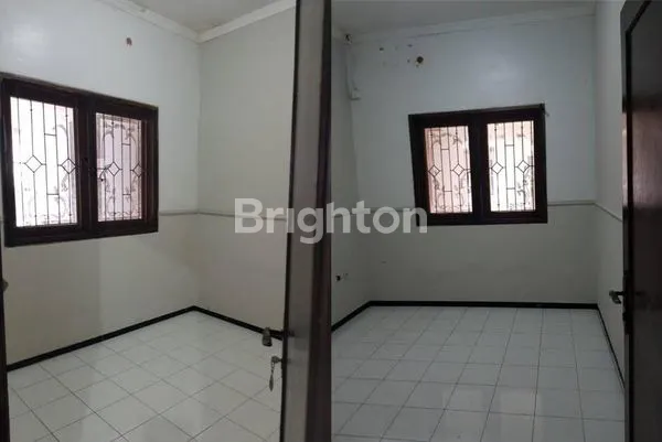 image RUMAH KEAMANAN 24 JAM ONE GATE SYSTEM DI GRAHA SAMPURNA SBY BARAT (4)