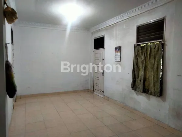 image RUMAH KOMPLEK AREA DELIMA (7)