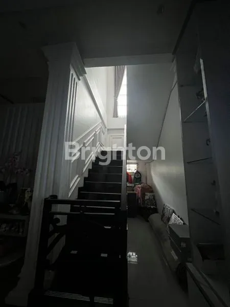 image RUMAH MEWAH BARU 3 TAHUN DI BALIKPAPAN (2)