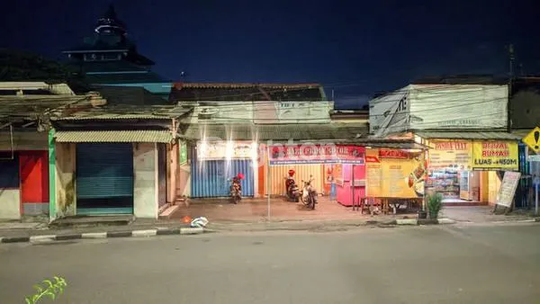 image RUKO HITUNG TANAH LOKASI PINGGIR JALAN RAYA SOEKARNO HATTA SEMARANG TIMUR (3)