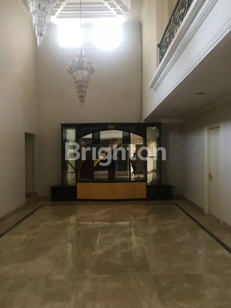 image RUMAH 2 LANTAI LOKASI STRATEGIS DEKAT GALAXY MALL PAKUWON CITY KERTAJAYA MANYAR KALIJUDAN MULYOSARI SUTOREJO WISMA PERMAI UNAIR ITS DR SOETOMO (4)