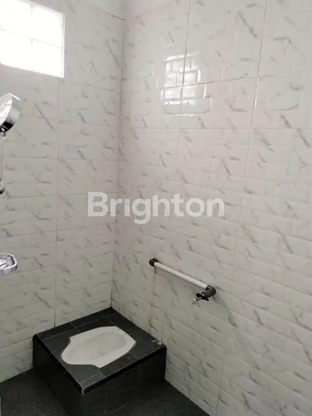image DIJUAL RUMAH BARU 2 LANTAI SIAP HUNI (8)