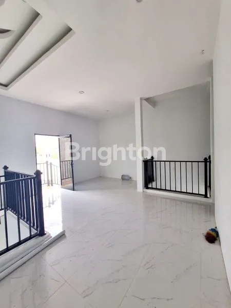 image DIJUAL RUMAH BARU 2 LANTAI SIAP HUNI (4)