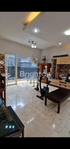 image RUMAH GREEN GARDEN JAKARTA BARAT , MEWAH RAPI BEBAS BANJIR (7)