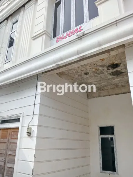 image TOWN HOUSE (3)