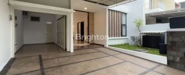 RUMAH ARAYA SIAP HUNI FULL MARMER MODERN MINIMALIS 2 LANTAI ARAYA SEMI FURNISHED LANTAI DAPUR CAKEP COCOK UNTUK CHEF & FOOD BLOGGER CONTENT CREATOR BUILT IN OVEN MICROWAVE