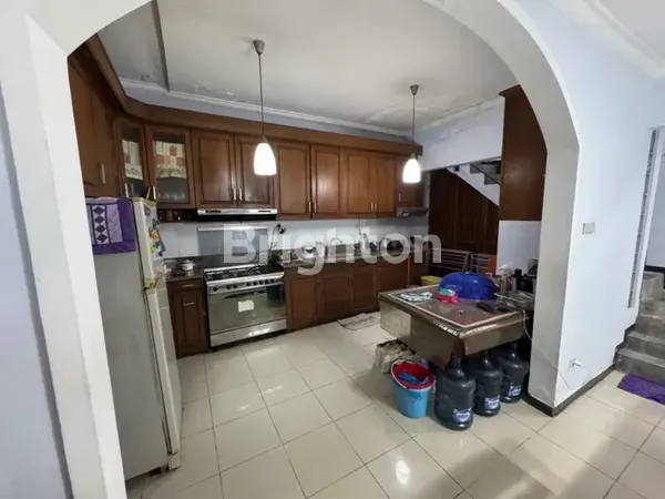 image RUMAH DI MANYAR JAYA BEBAS BANJIR ONE GATE DEKAT KLAMPIS (5)