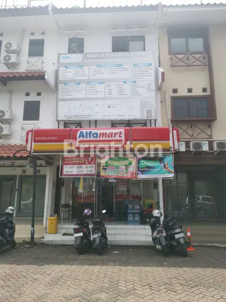 RUKO DI JANTUNG BSD DIKELILING IN DAERAH PERBANKAN . KONDISI TERSEWA OLEH ALFAMART.
