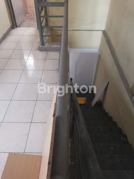 image RUKO DI JANTUNG BSD DIKELILING IN DAERAH PERBANKAN . KONDISI TERSEWA OLEH ALFAMART. (4)