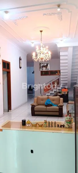 image DIJUAL RUMAH 2 1/2 LANTAI + BALKON DI BANDENGAN UTARA,PENJARINGAN (3)