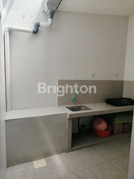 image RUMAH GRESS, BERSIH, TERAWAT, DEKAT CAMPUS UPN, PELAYARAN, SIAP HUNI-SURABAYA TIMUR (6)