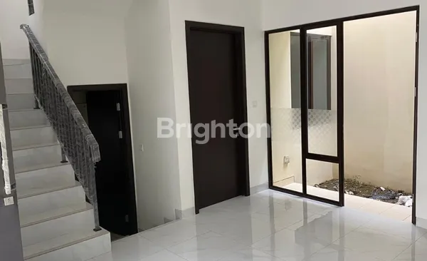 image RUMAH LAVON 2 LANTAI CLUSTER GRACIA TANGERANG (2)