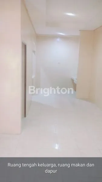 image DISEWAKAN RUMAH DAERAH BRONGGALAN SAWAH (6)