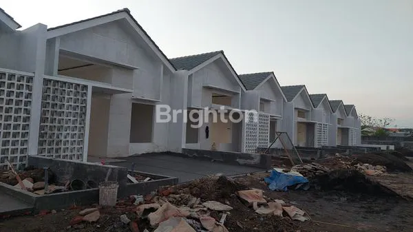 image RUMAH GRIYA FREYA SURABAYA TIMUR (3)