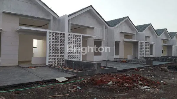 image RUMAH GRIYA FREYA SURABAYA TIMUR (2)
