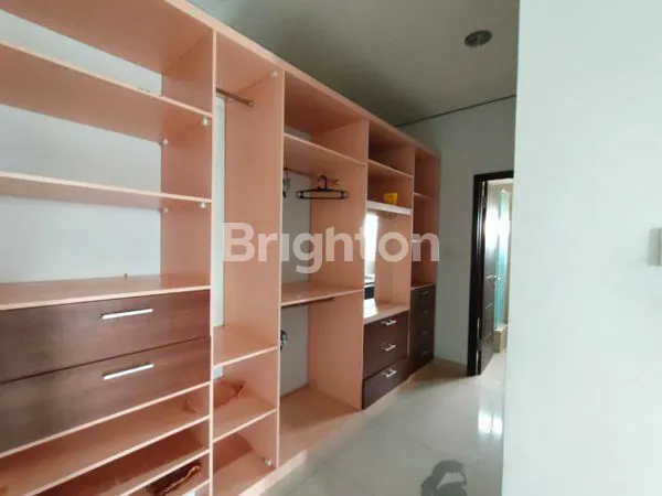 image RUMAH MINIMALIS MODERN SIYAPBHUNI SEMI FURNISHED DI SETRA SARI BANDUNG (6)