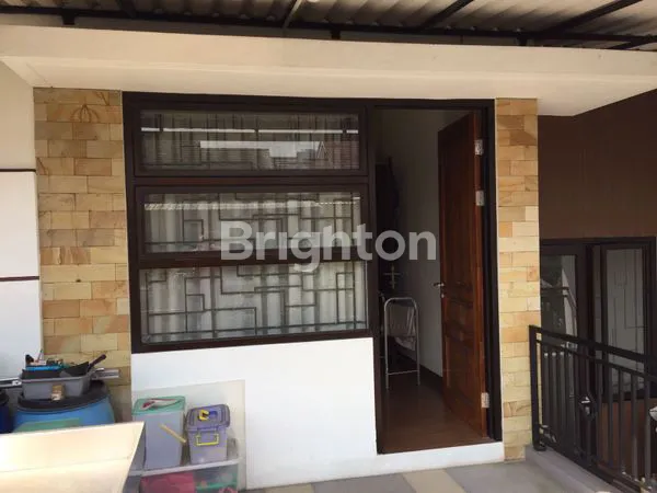image RUMAH SIAP HUNI DENGAN BALCONY DI BSD  (6)